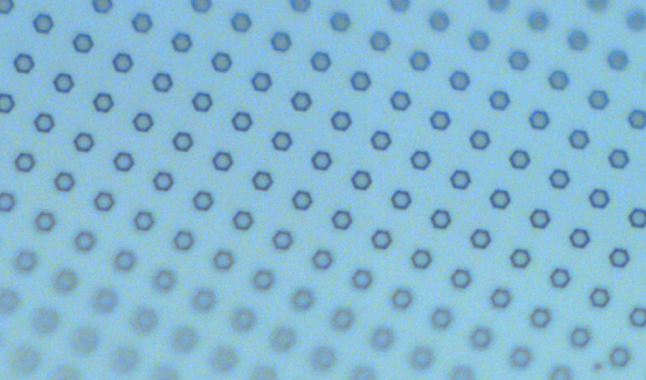 nanopatterned TMDs crystals